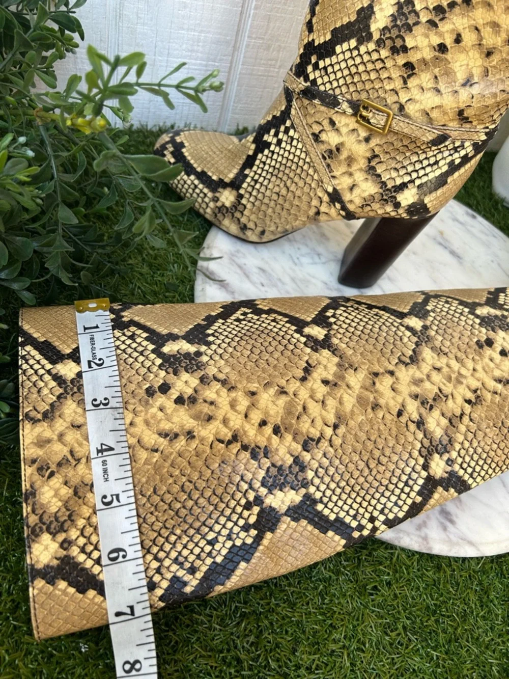 Tory Burch women Diamant Lux Snakeskin Knee High Boot NEW siz 5.5
In Sand Drift. - Picture 11 of 16